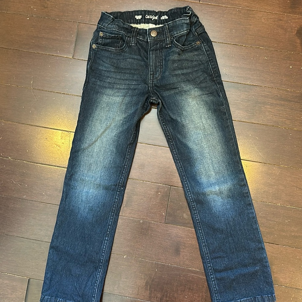 Cat and Jack boys jeans. Size 8 straight stretch. Dark denim